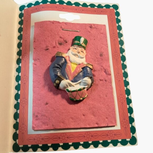 Santas Surprise Christmas Drummer Pin Seed Paper Wildflower Planting - Picture 2 of 4